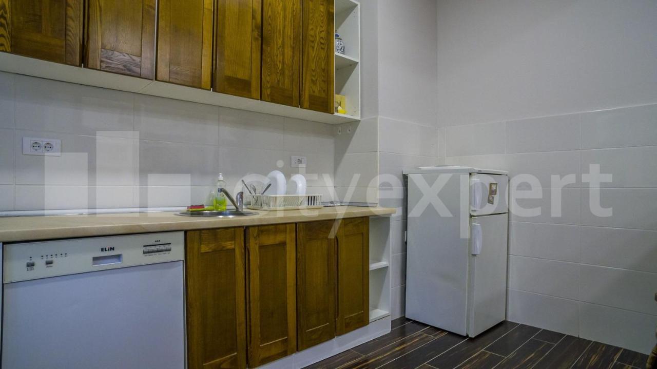 Downtown Apartment In Walk Zone With 3 Bedrooms And Garage ノヴィ・サド エクステリア 写真