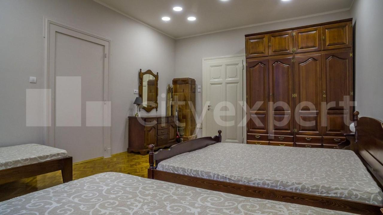 Downtown Apartment In Walk Zone With 3 Bedrooms And Garage ノヴィ・サド エクステリア 写真